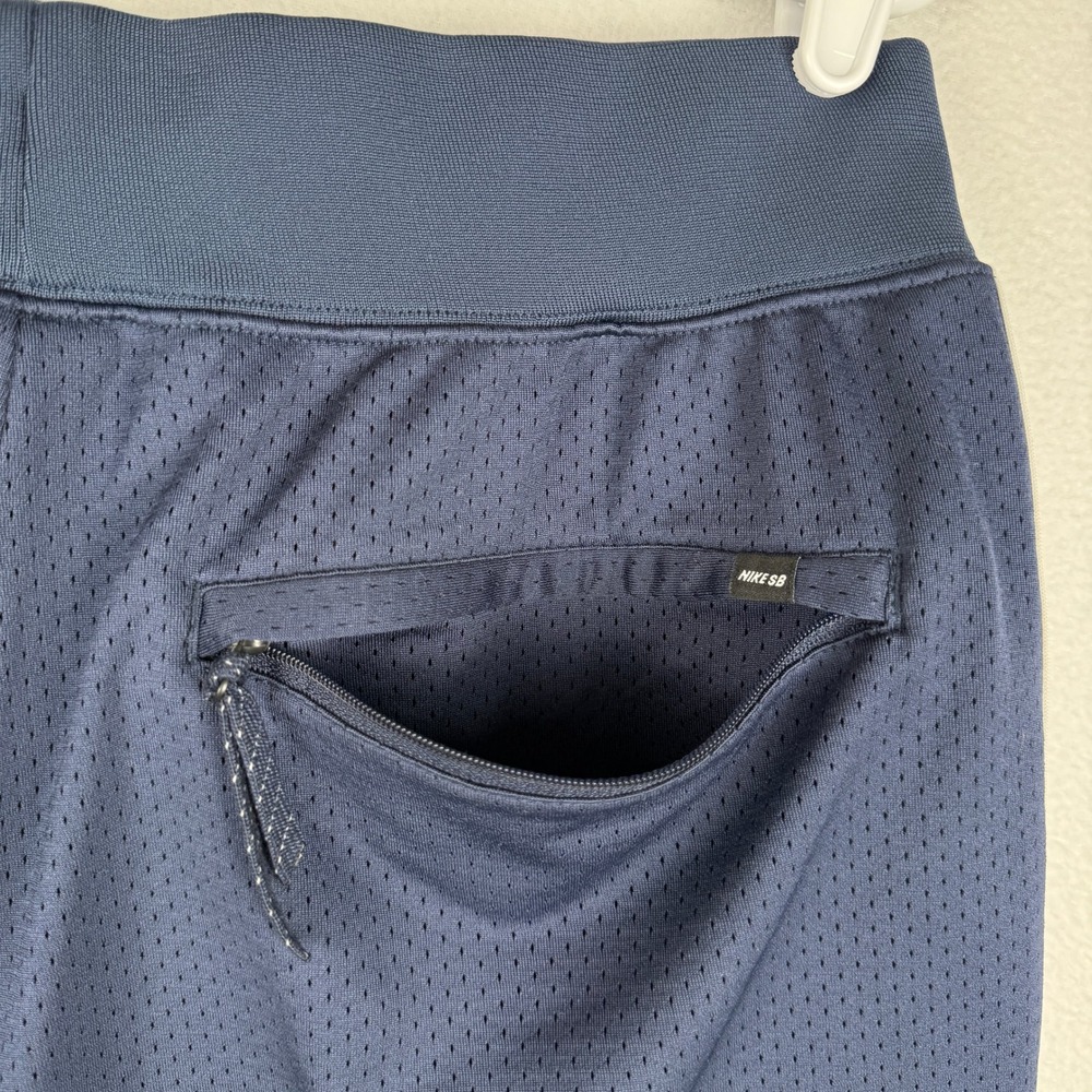 Nike SB Dry Court Shorts Mens Large Navy Blue Mesh Zipper‎ Pocket Skatebaording - Picture 6 of 11
